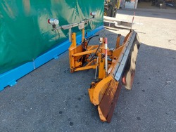 ZAUGG Schneepflug Typ G6-220